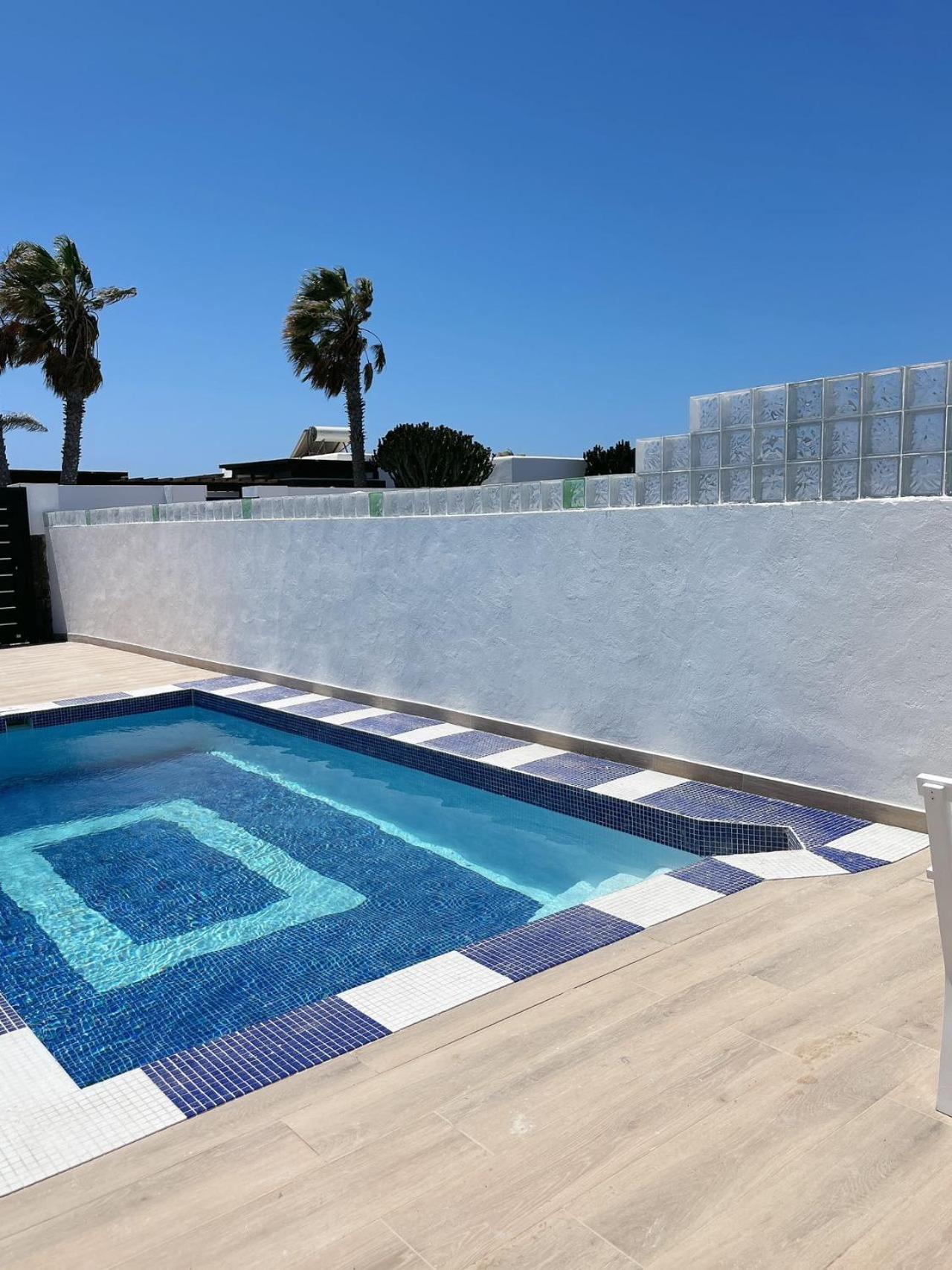 Villa Tony Плая Бланка Екстериор снимка