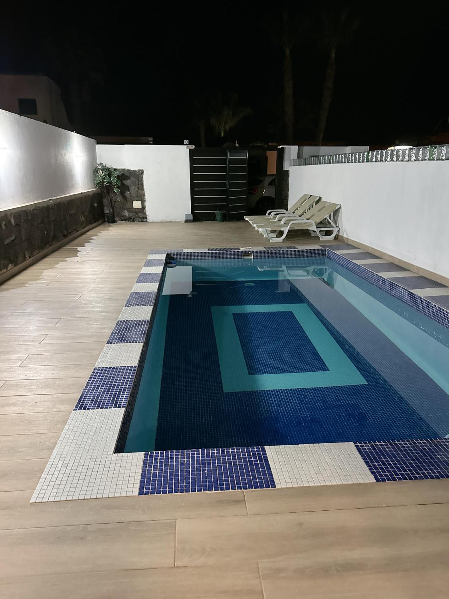 Villa Tony Плая Бланка Екстериор снимка