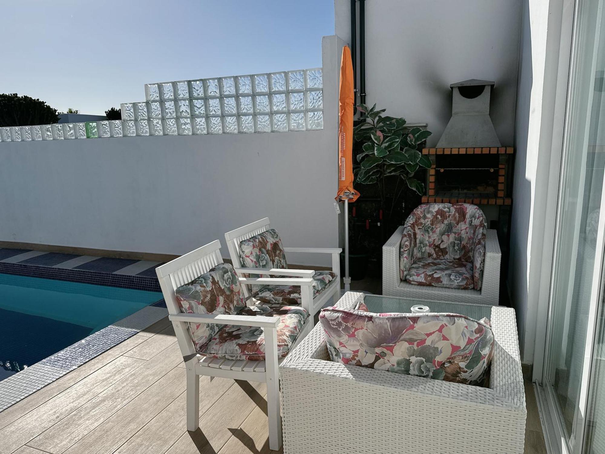 Villa Tony Плая Бланка Екстериор снимка